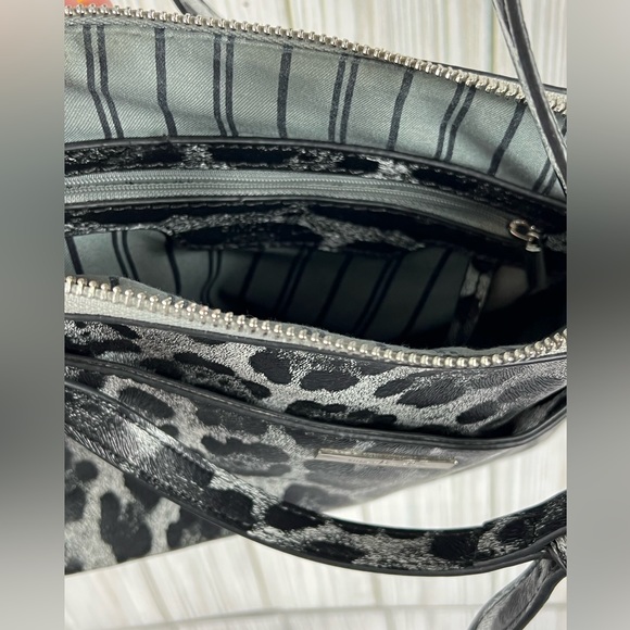 Simply Noelle Leopard Crossbody Bag - Picture 7 of 7